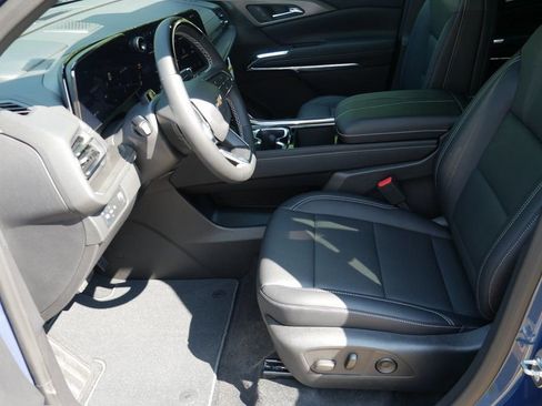 New 2026 Chevrolet Traverse LT w/ Enhanced Driving Package FWD image 8
