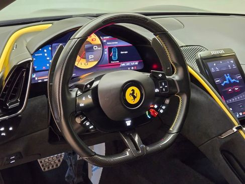 Used 2022 Ferrari Roma RWD image 35