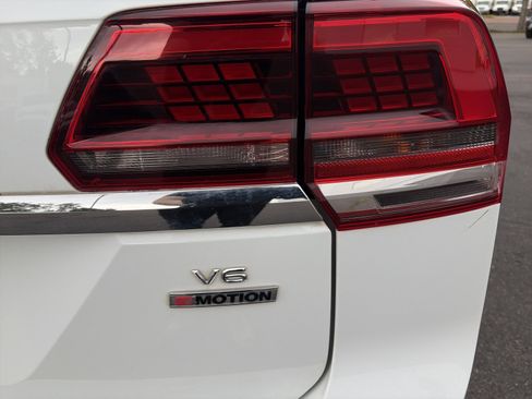 Used 2019 Volkswagen Atlas SEL Premium AWD/4WD image 25