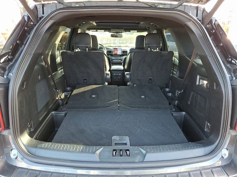 Used 2020 Ford Explorer ST image 30