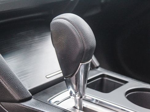 Used 2019 Subaru Outback 2.5i image 21