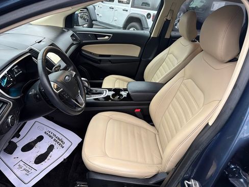Used 2018 Ford Edge SEL w/ Equipment Group 201A image 11