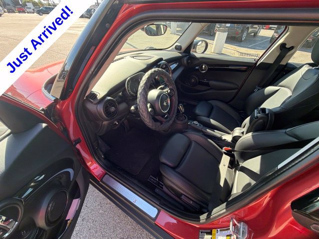 Used 2021 MINI Cooper S w/ Coral Red Edition FWD image 39