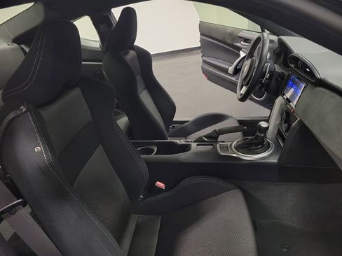 Used 2020 Toyota 86 image 21