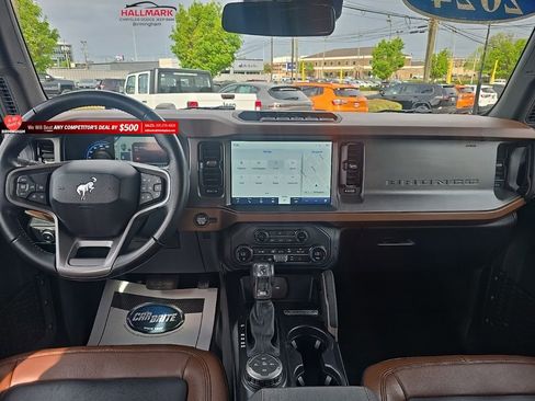 Used 2024 Ford Bronco Outer Banks w/ Sasquatch Package AWD/4WD image 23