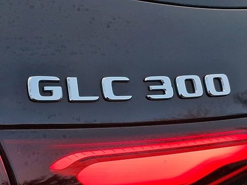 Used 2023 Mercedes-Benz GLC 300 4MATIC image 27