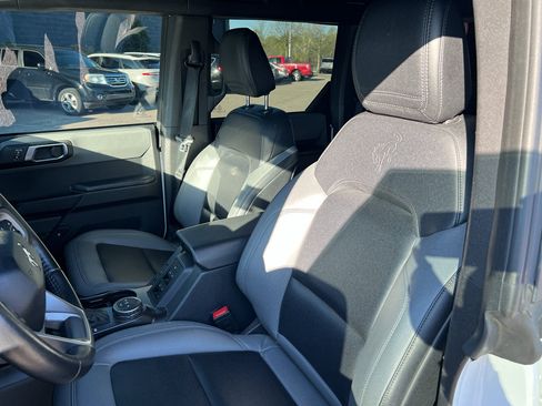 Used 2024 Ford Bronco Big Bend image 12