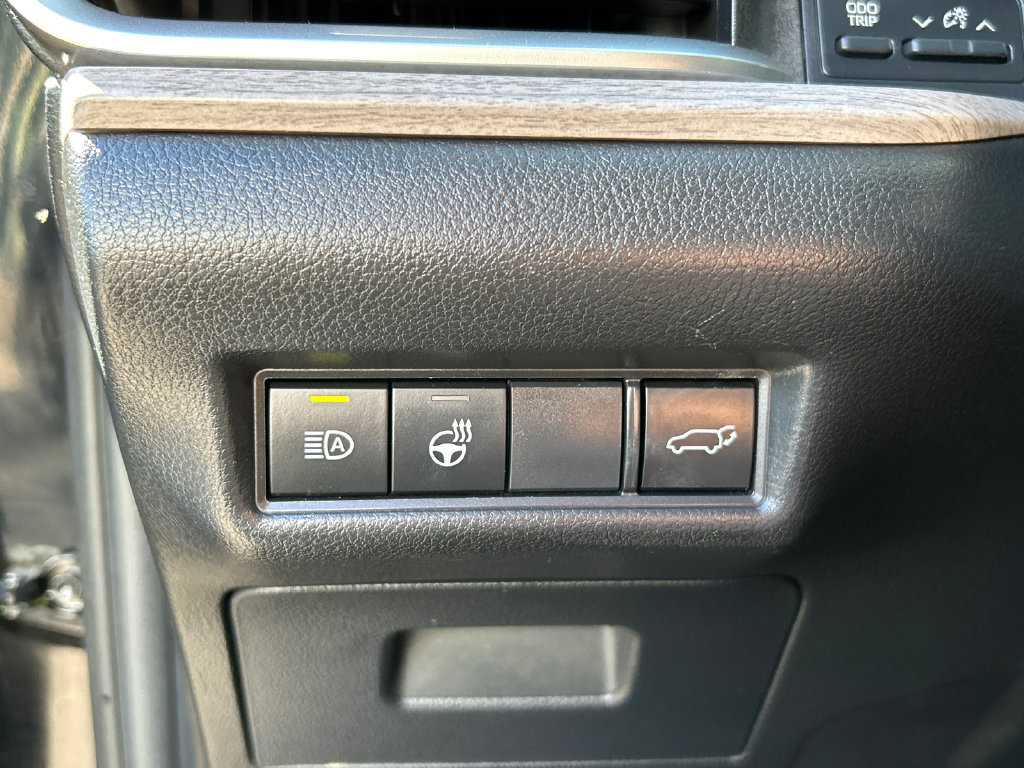 Used 2024 Toyota Grand Highlander AWD image 22