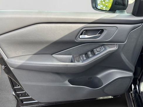 New 2026 Nissan Rogue SV w/ Cold Weather Package image 23