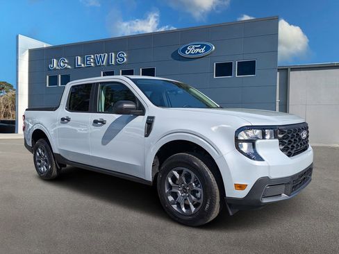 New 2025 Ford Maverick XLT image 1