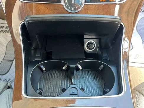 Used 2015 Mercedes-Benz C 300 4MATIC Sedan image 37