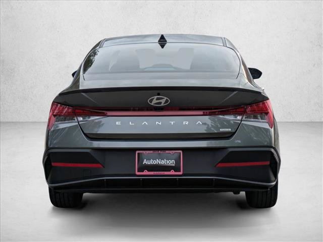 New 2026 Hyundai Elantra Hybrid FWD image 9