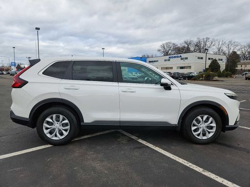 Certified 2026 Honda CR-V LX image 7