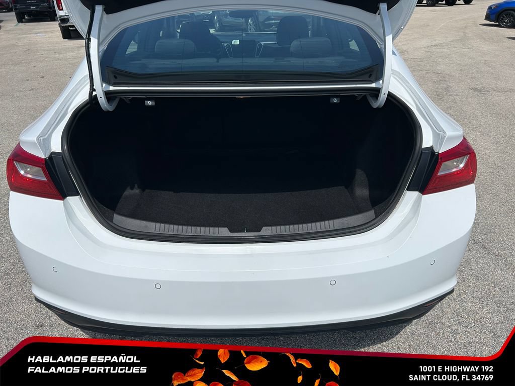 Used 2025 Chevrolet Malibu LT FWD image 10