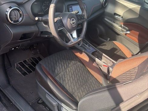 Used 2023 Nissan Kicks SR image 1