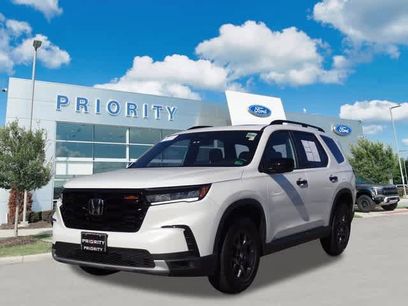 Used 2025 Honda Pilot TrailSport