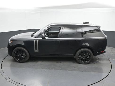 Used 2023 Land Rover Range Rover SE AWD/4WD image 32
