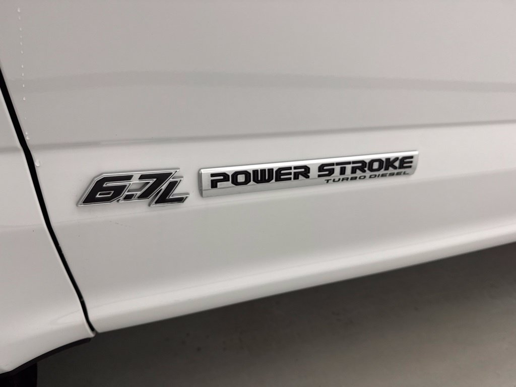 Used 2017 Ford F250 XLT w/ FX4 Off-Road Package AWD/4WD image 12