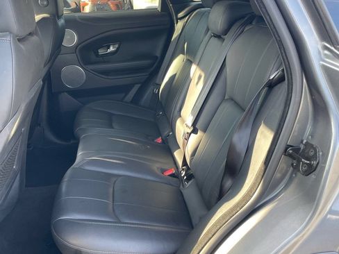 Used 2018 Land Rover Range Rover Evoque SE Premium AWD/4WD image 14