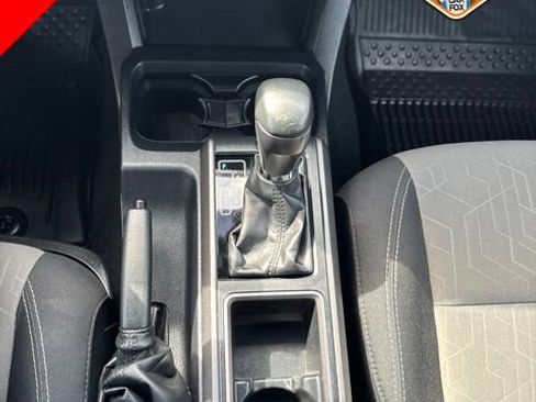 Used 2020 Toyota Tacoma TRD Sport AWD/4WD image 18
