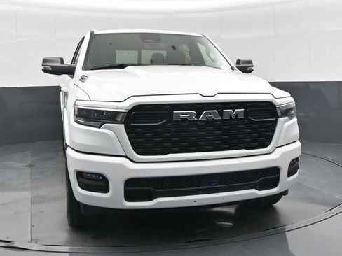 New 2026 RAM 1500 4x4 Crew Cab image 27