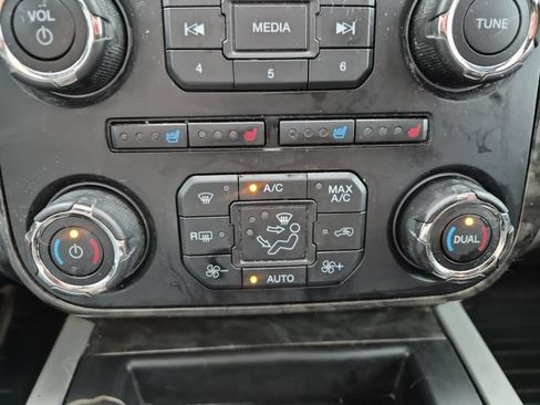 Used 2016 Ford Expedition Limited AWD/4WD image 17