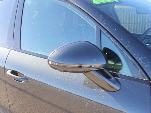 Used 2024 Porsche Macan GTS image 15