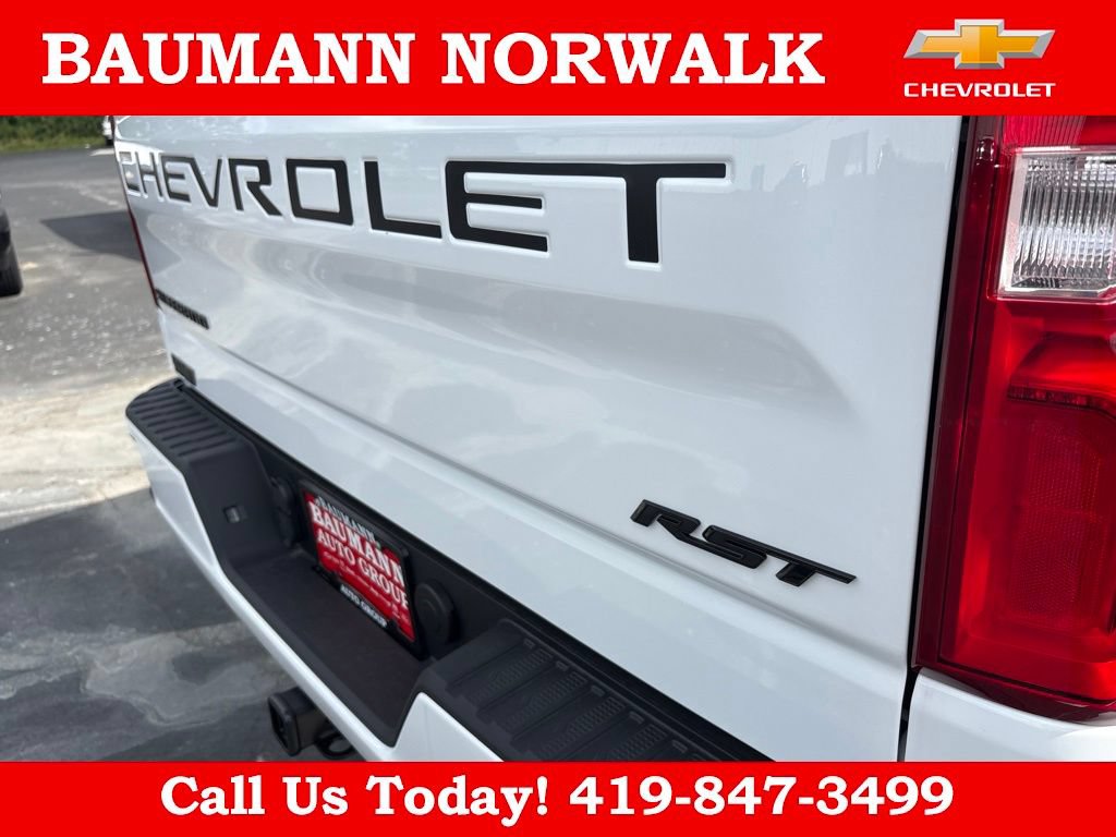 Used 2026 Chevrolet Silverado 1500 RST w/ LPO, Dark Essentials Package AWD/4WD image 20