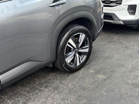 Used 2026 Nissan Rogue SL AWD/4WD image 28
