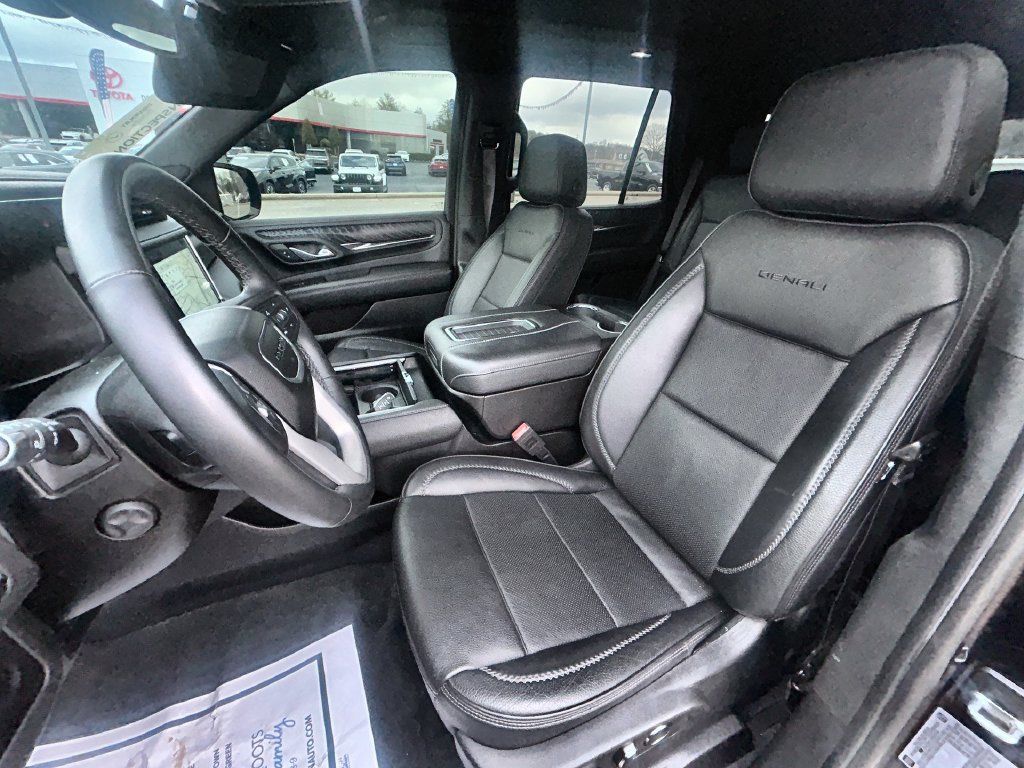 Used 2023 GMC Yukon Denali AWD/4WD image 17