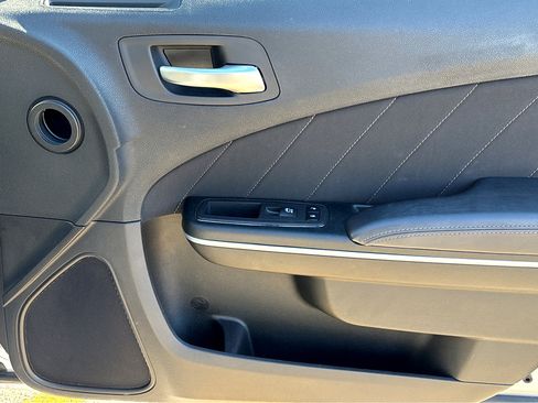 Used 2023 Dodge Charger SXT image 12