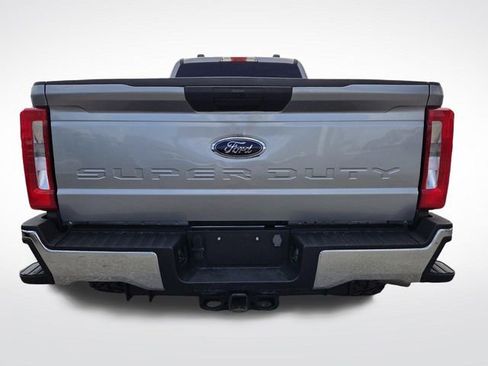 Certified 2024 Ford F350 XLT image 8