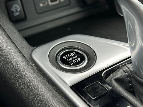 Certified 2024 Nissan Sentra SV image 21