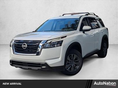 New 2025 Nissan Pathfinder SV