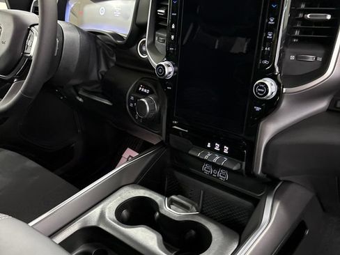New 2026 RAM 1500 Big Horn AWD/4WD image 25