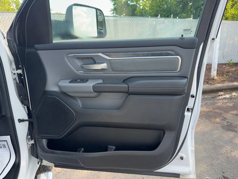 Used 2019 RAM 1500 Big Horn AWD/4WD image 23