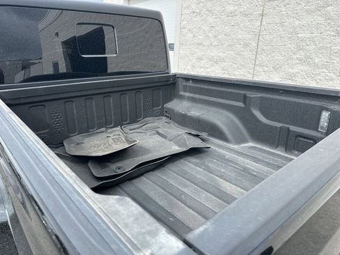 Certified 2022 Jeep Gladiator Willys image 6