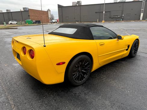Used 2004 Chevrolet Corvette Convertible w/ Preferred Equipment Group image 5