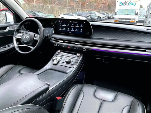 Used 2025 Hyundai Palisade Limited image 14
