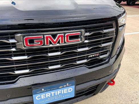 Used 2025 GMC Acadia AT4 w/ Super Cruise Package image 29