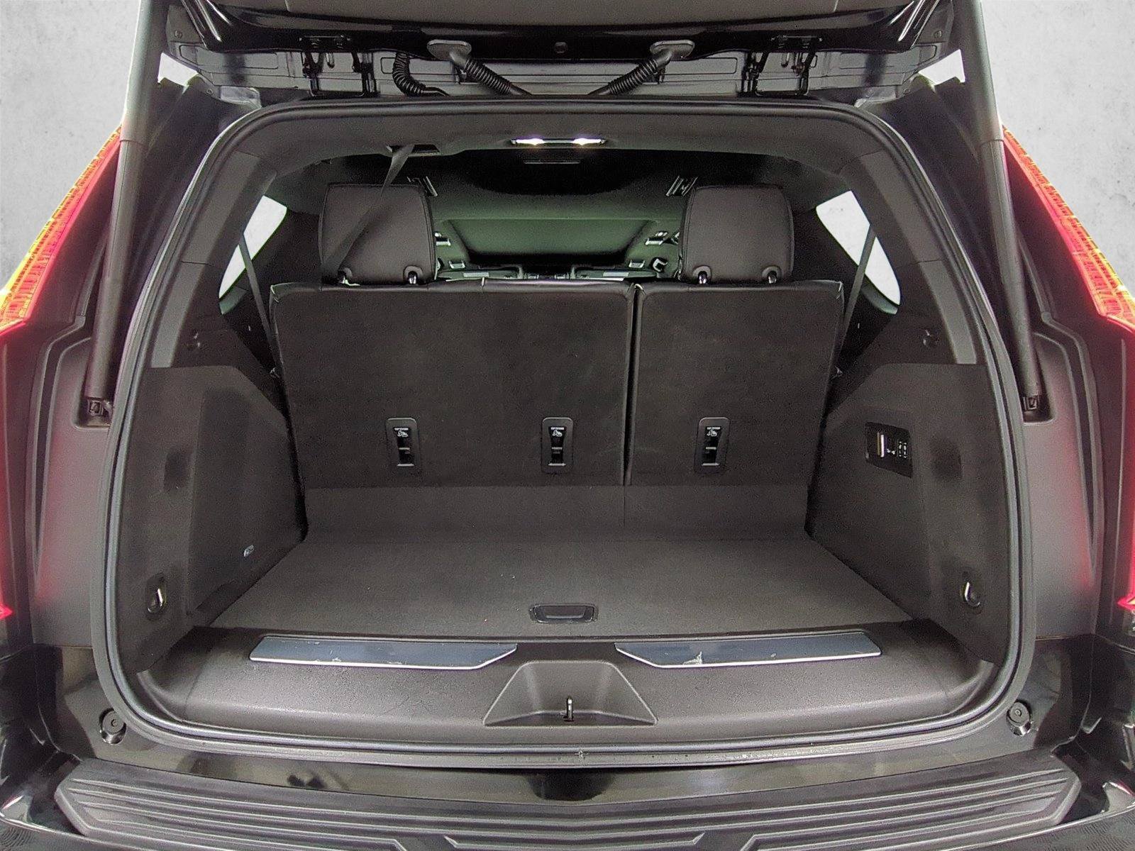 Used 2021 Cadillac Escalade Premium Luxury Platinum AWD/4WD image 6