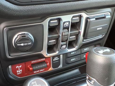 New 2026 Jeep Wrangler Unlimited Sport image 26