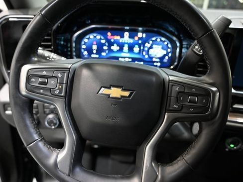 Used 2023 Chevrolet Silverado 1500 LT image 20