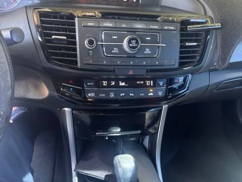 Used 2016 Honda Accord Sport image 8