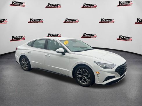 Used 2023 Hyundai Sonata SEL w/ Preferred Accessory Package image 3