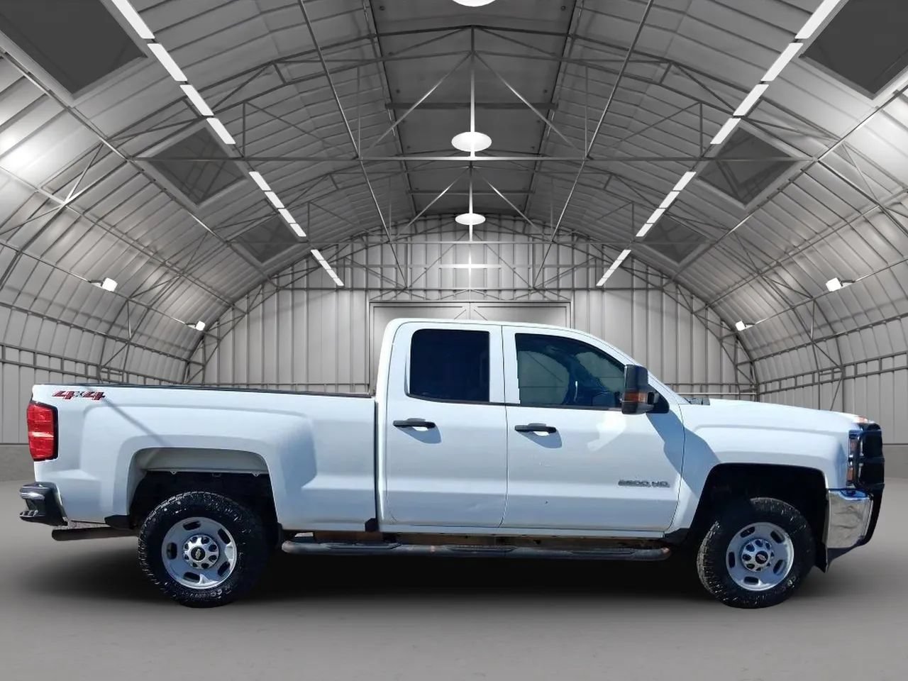 Used 2019 Chevrolet Silverado 2500 W/T AWD/4WD image 7