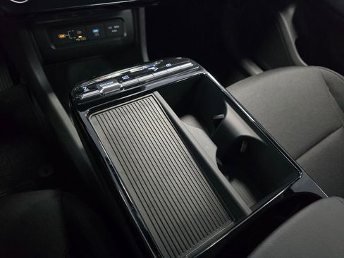 New 2026 Hyundai Tucson Blue SE w/ Tow & Go Package image 30