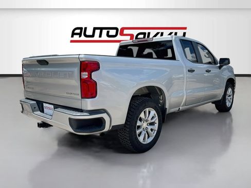 Used 2019 Chevrolet Silverado 1500 Custom w/ Custom Value Package RWD image 7