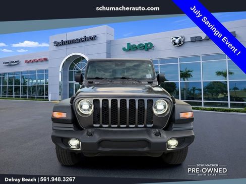 Used 2024 Jeep Wrangler Unlimited Sport AWD/4WD image 2