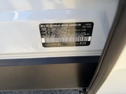 Used 2024 Mitsubishi Outlander SE AWD/4WD image 31